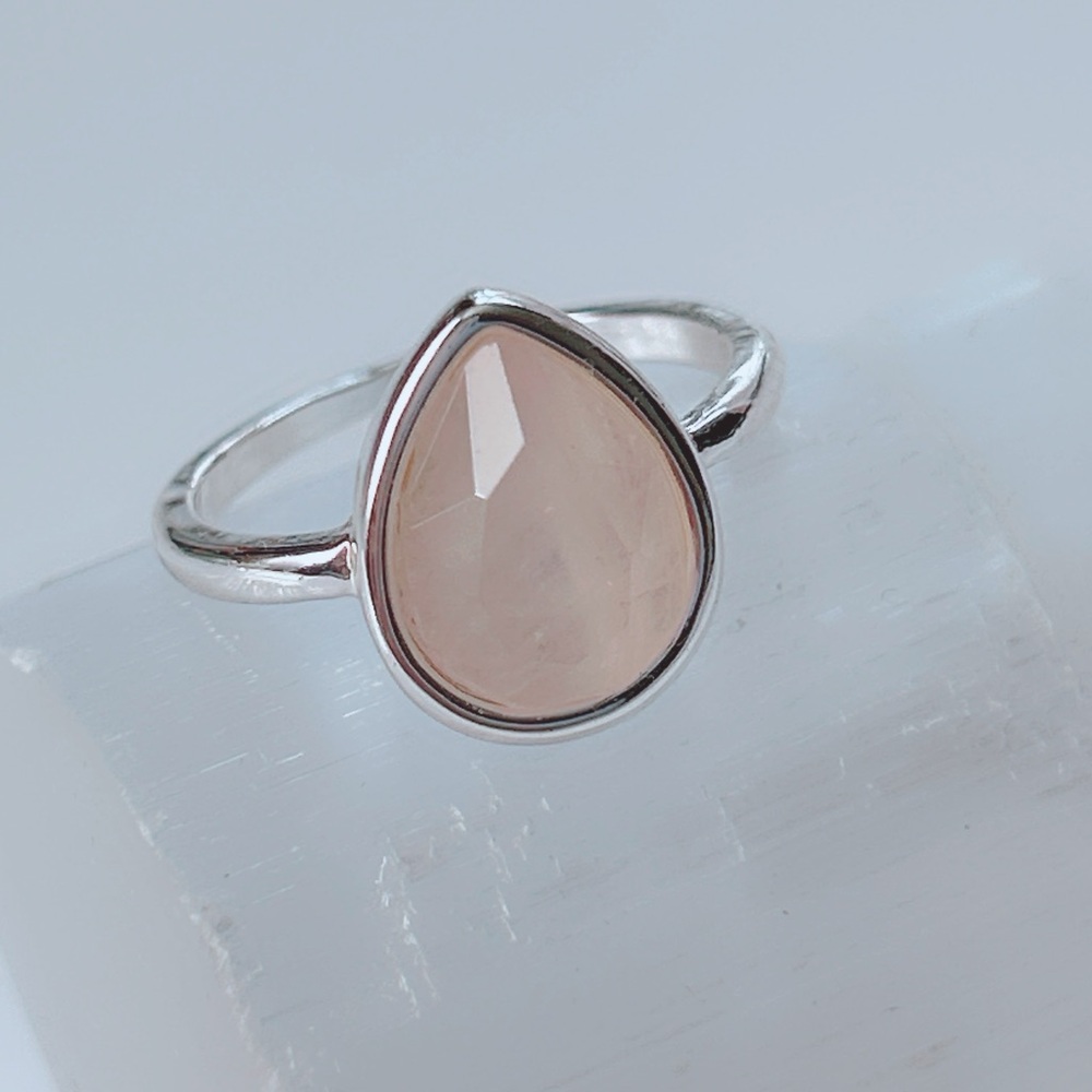 Silver Teardrop Rose Quartz Ring Minimalist Boho Size 7.5